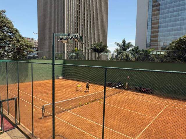 Apartamento para Venda em Belo Horizonte - 2