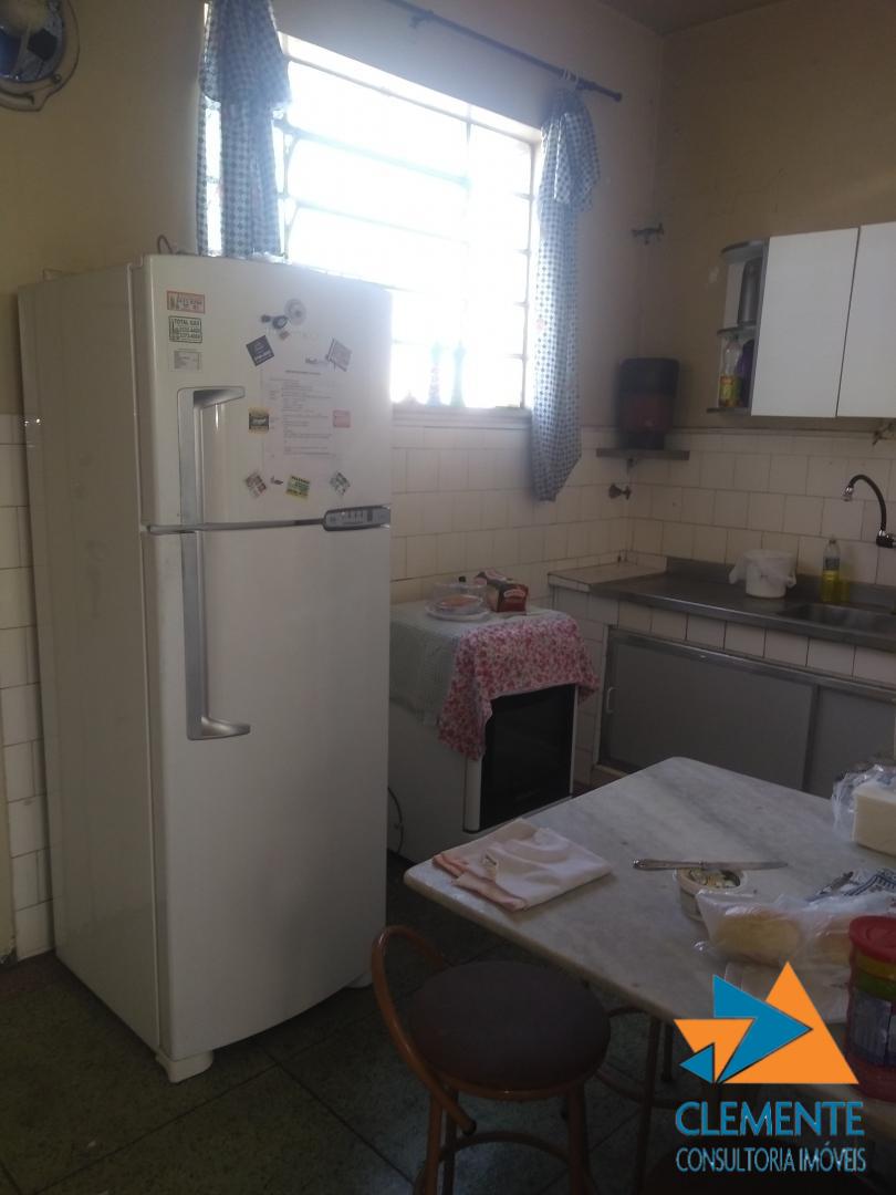 Casa, 5 quartos, 220 m² - Foto 10