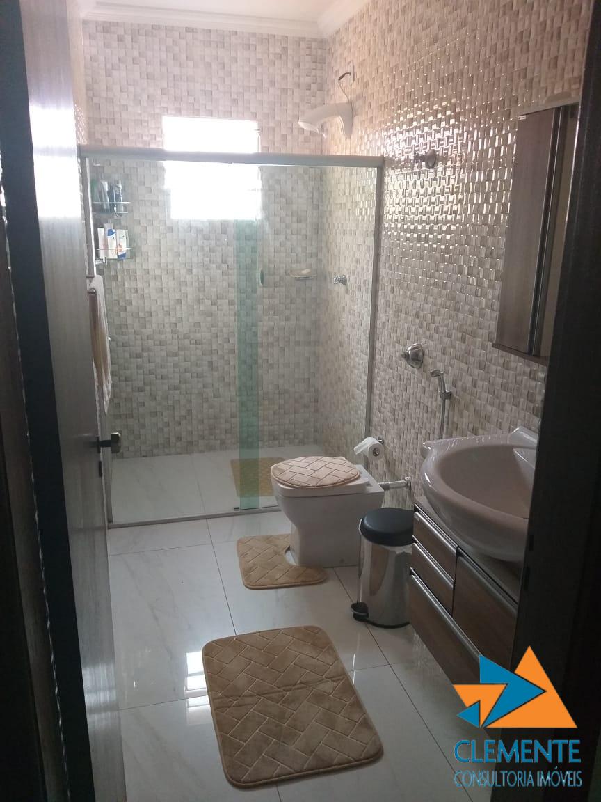 Casa, 4 quartos, 300 m² - Foto 24