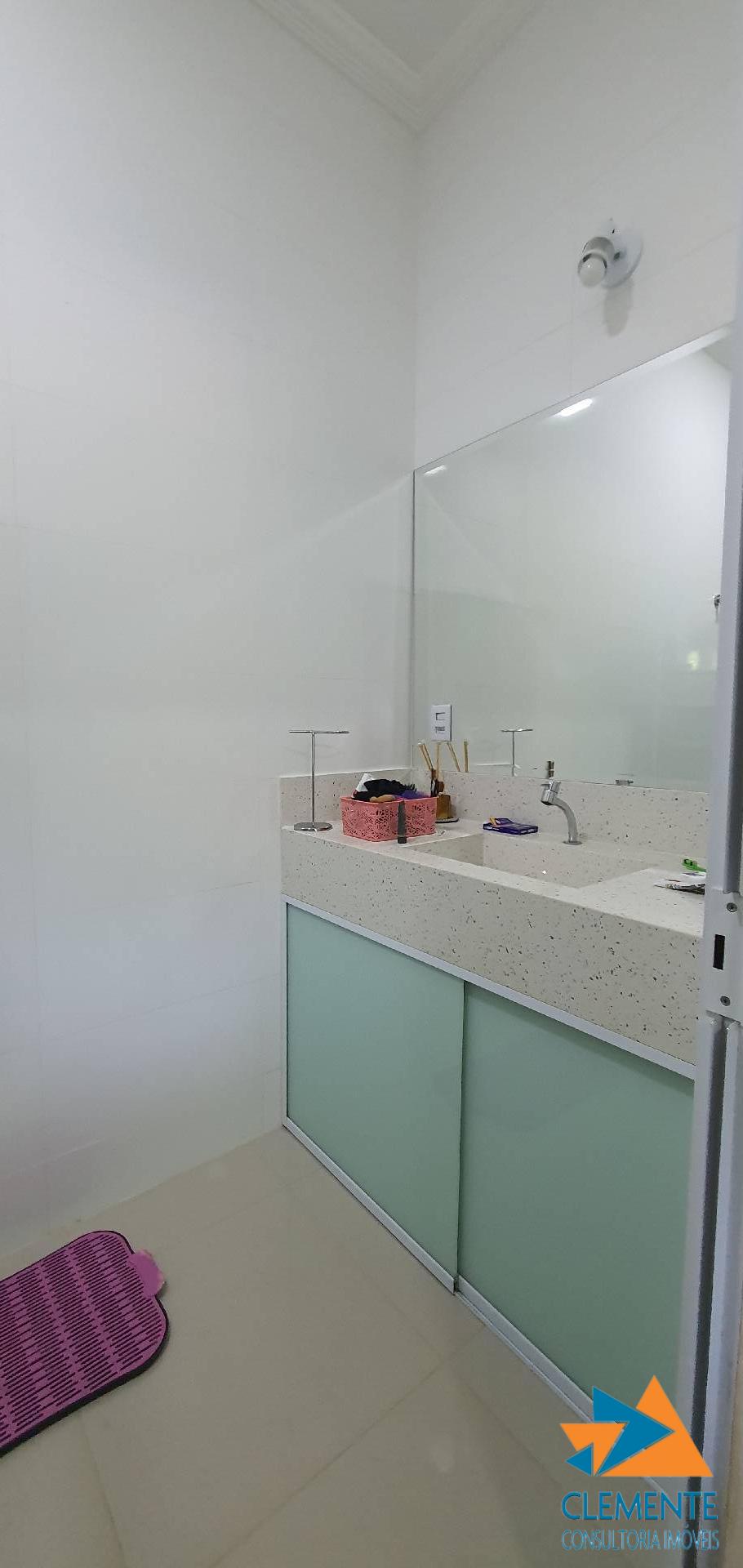 Casa de Condomínio à venda com 3 quartos, 200m² - Foto 51