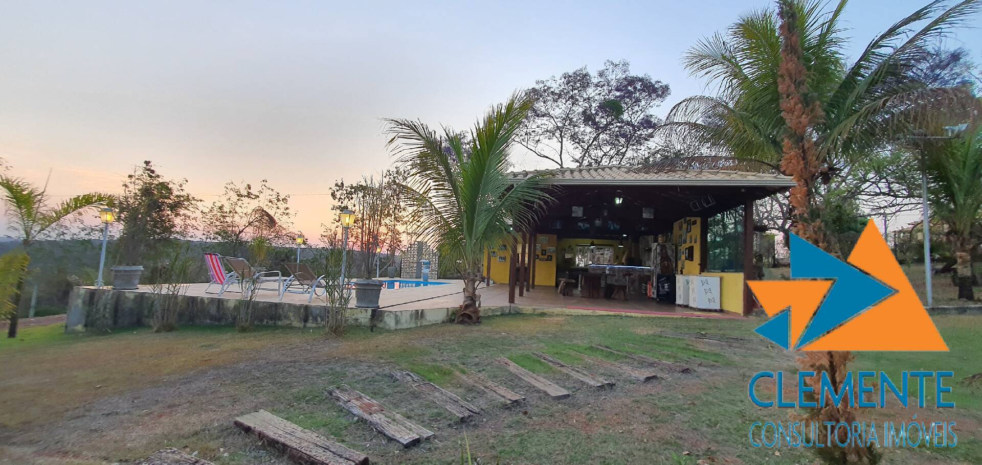 Casa de Condomínio à venda com 6 quartos, 350m² - Foto 26