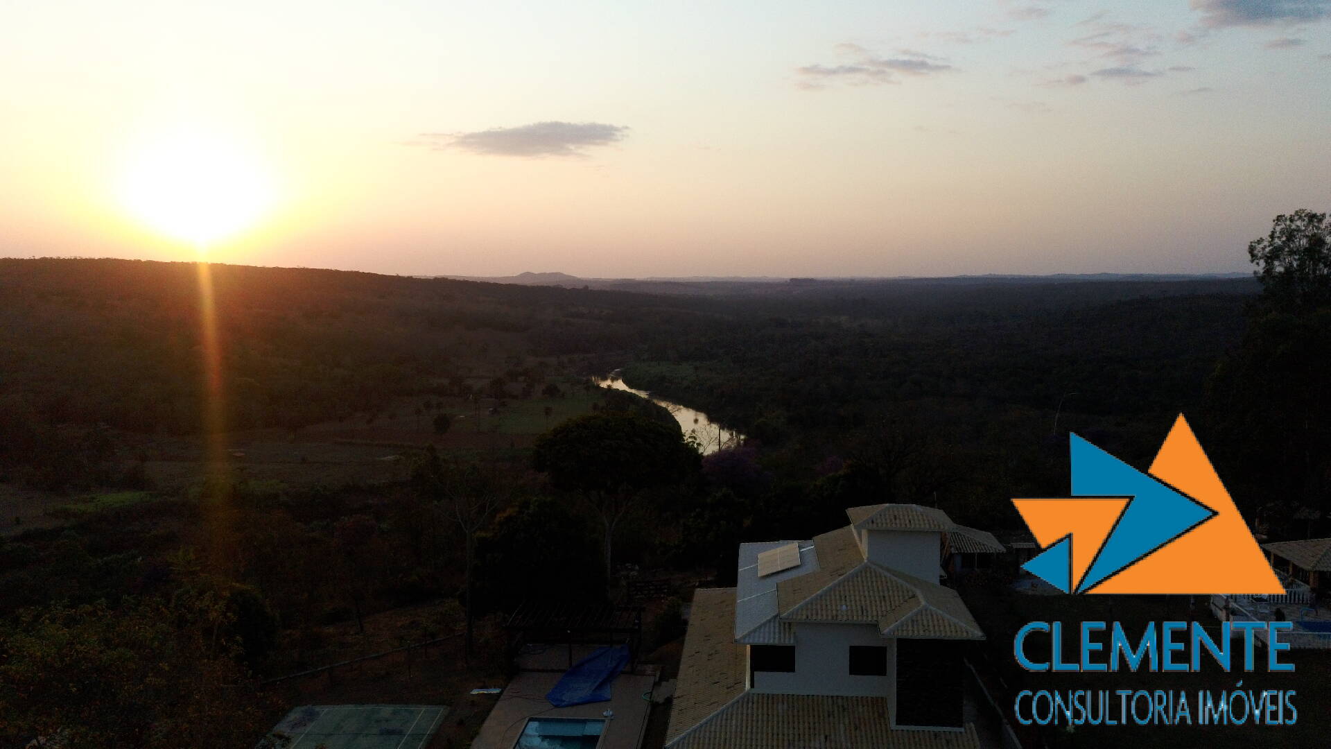 Casa de Condomínio à venda com 6 quartos, 350m² - Foto 44