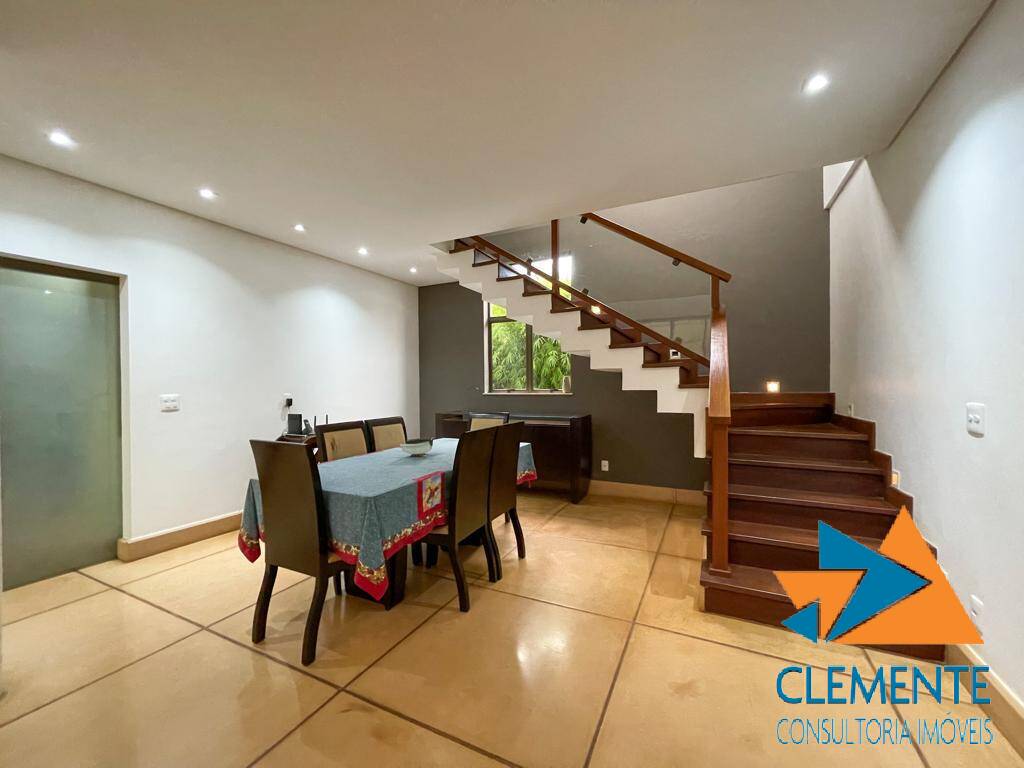 Casa, 4 quartos, 340 m² - Foto 3