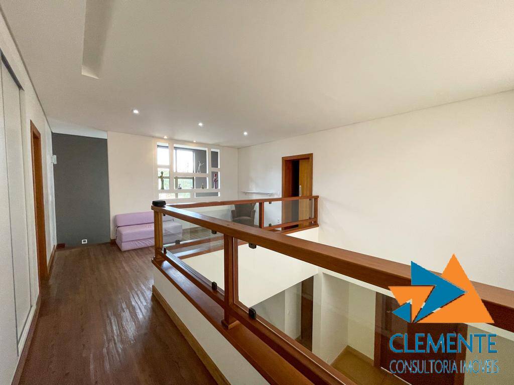 Casa, 4 quartos, 340 m² - Foto 19