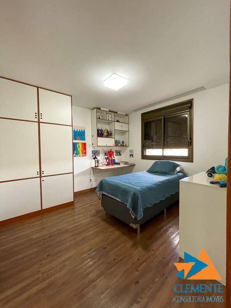 Casa, 4 quartos, 340 m² - Foto 23