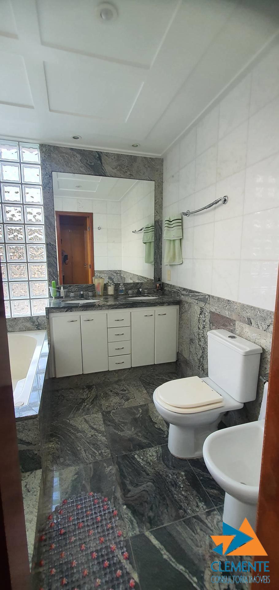 Apartamento, 4 quartos, 195 m² - Foto 28