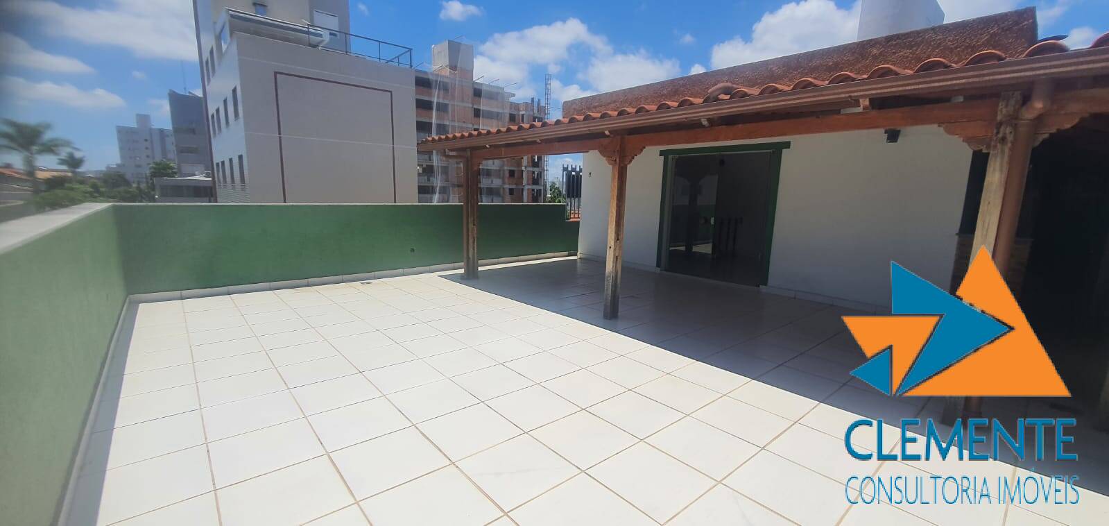 Cobertura, 3 quartos, 140 m² - Foto 2