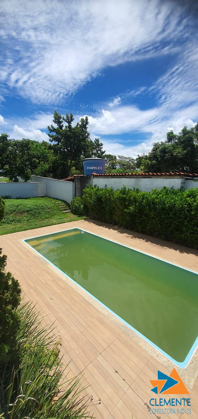 Casa, 3 quartos, 230 m² - Foto 2