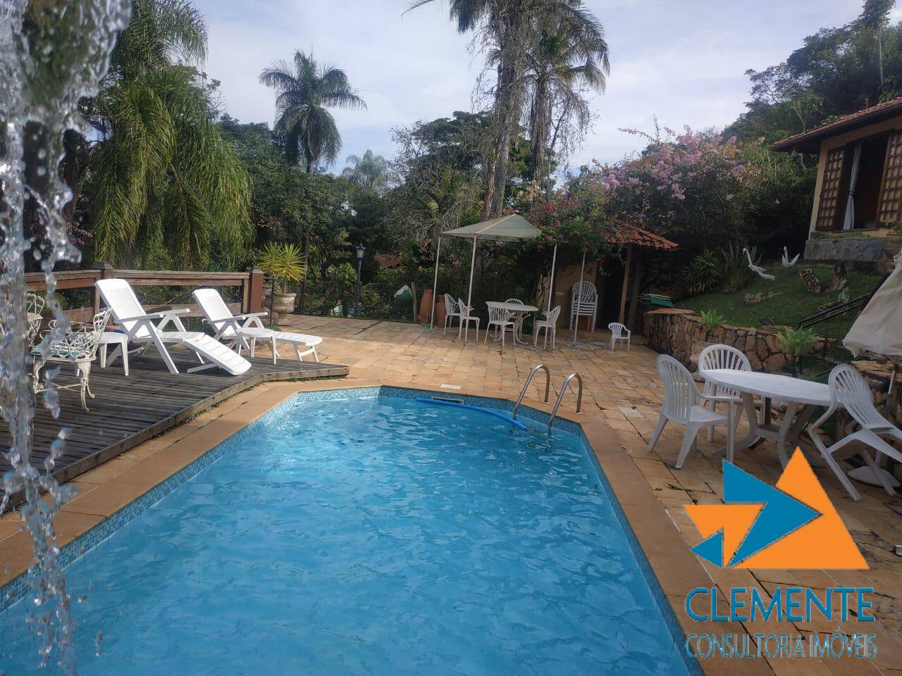 Casa à venda com 3 quartos, 113m² - Foto 16