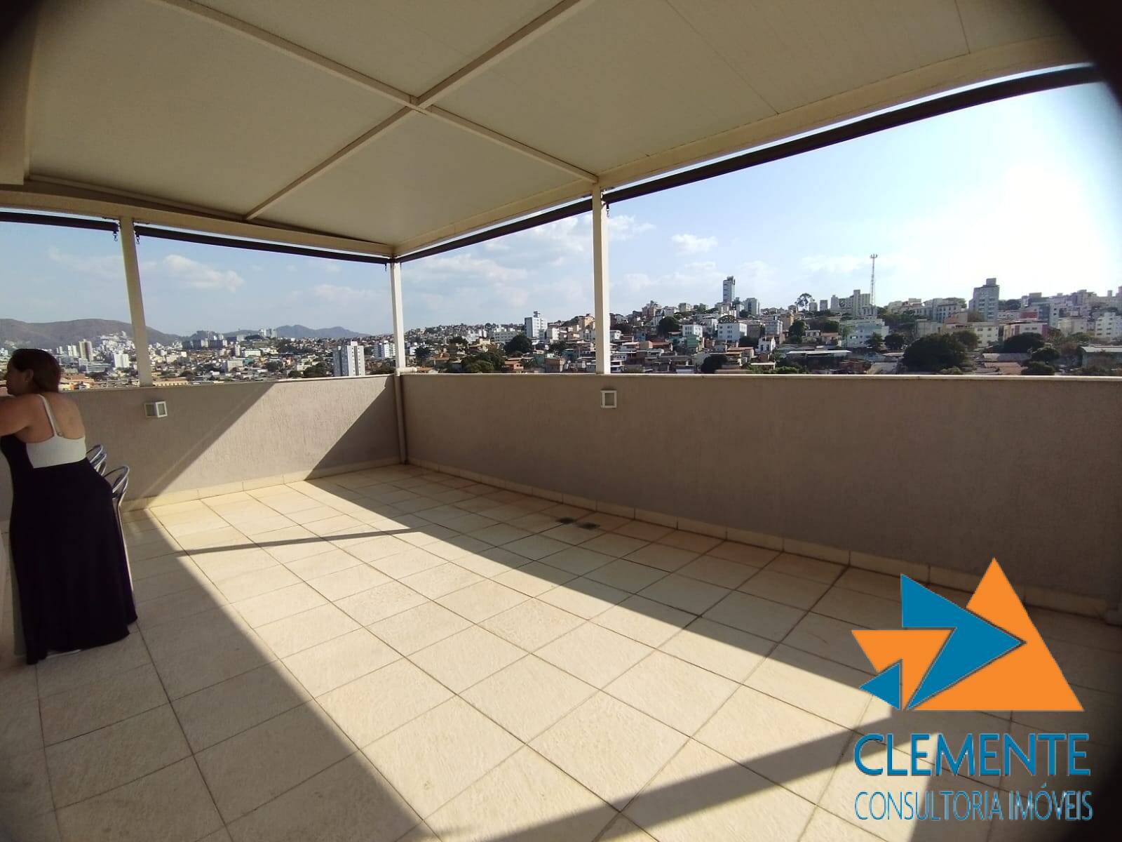 Cobertura à venda com 3 quartos, 160m² - Foto 1