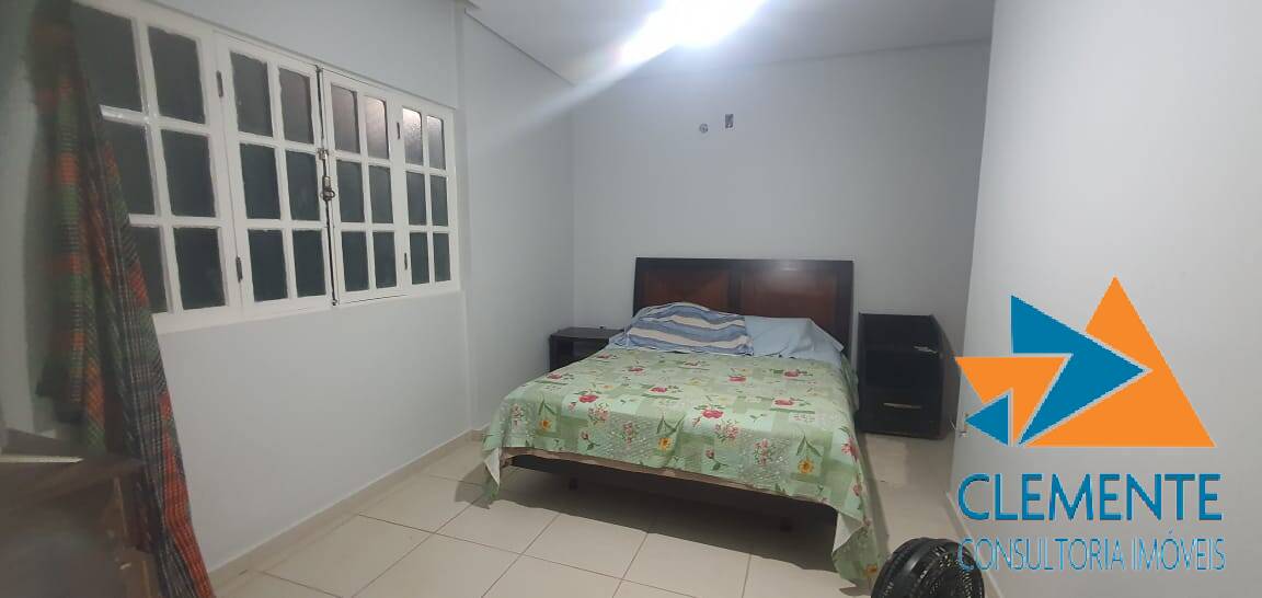 Casa de Condomínio à venda com 4 quartos, 300m² - Foto 26