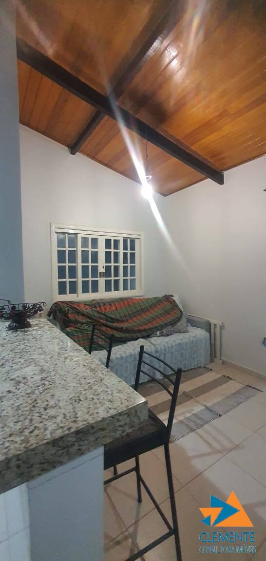 Casa de Condomínio à venda com 4 quartos, 300m² - Foto 32