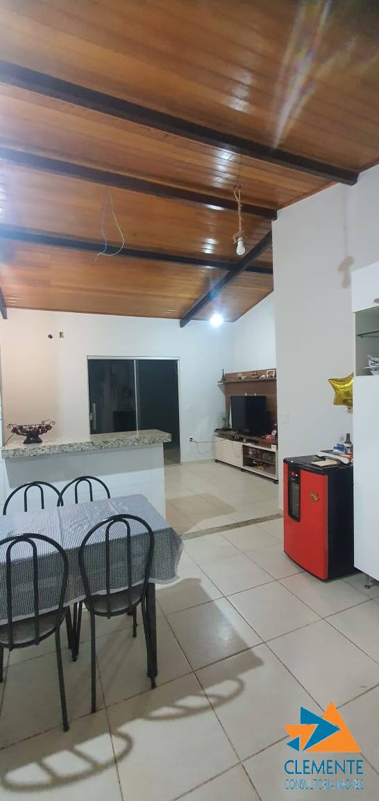 Casa de Condomínio à venda com 4 quartos, 300m² - Foto 39