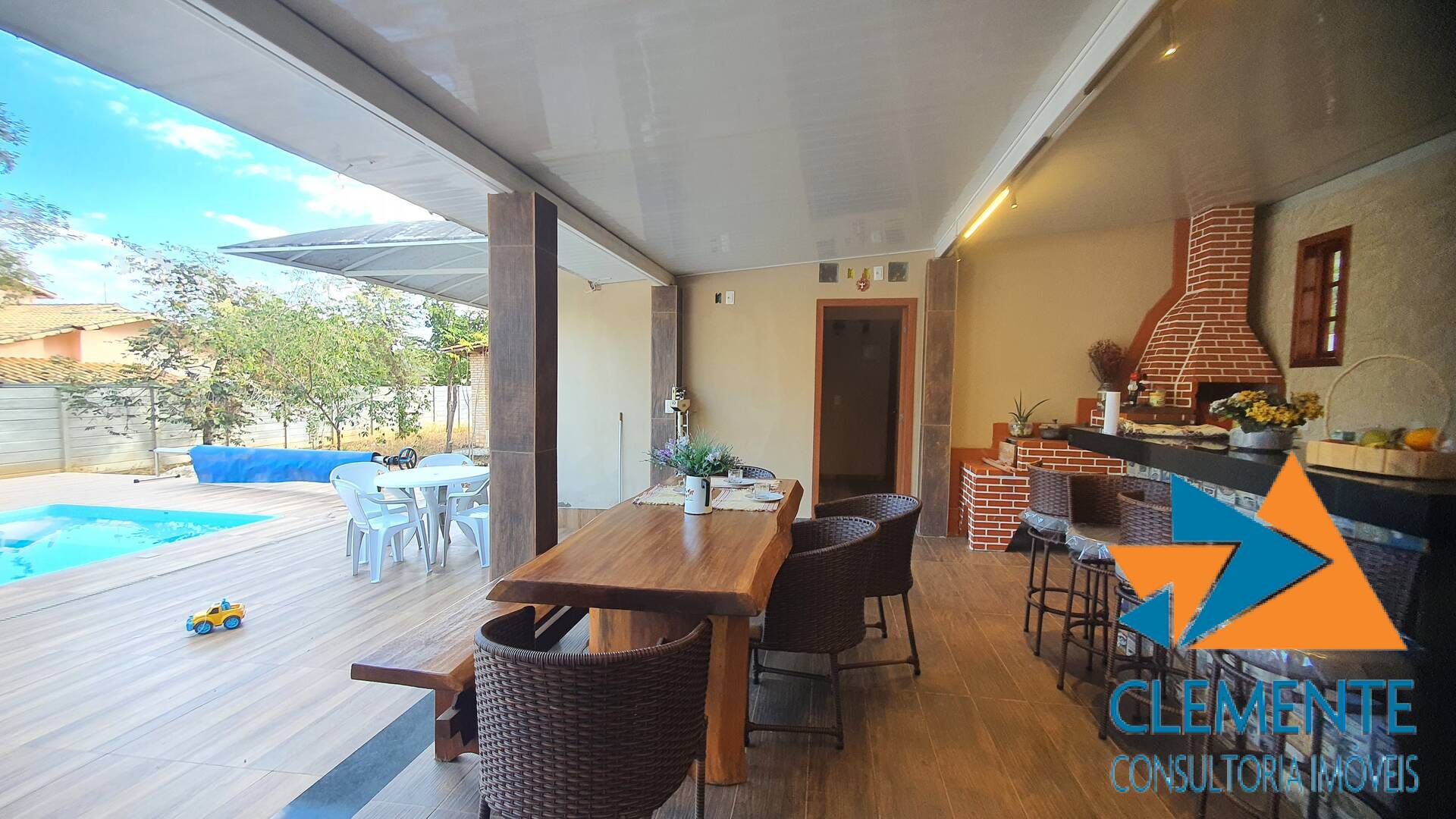Casa de Condomínio à venda com 4 quartos, 200m² - Foto 5