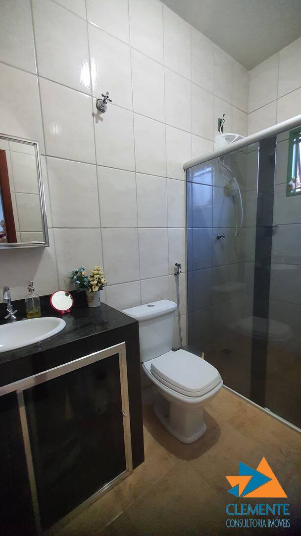 Casa de Condomínio à venda com 4 quartos, 200m² - Foto 33