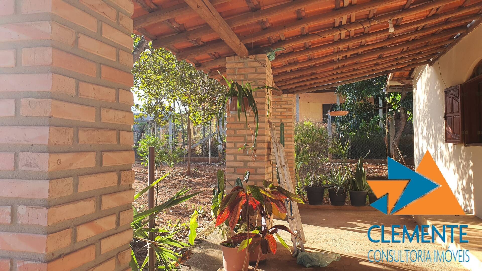 Casa de Condomínio à venda com 4 quartos, 200m² - Foto 23