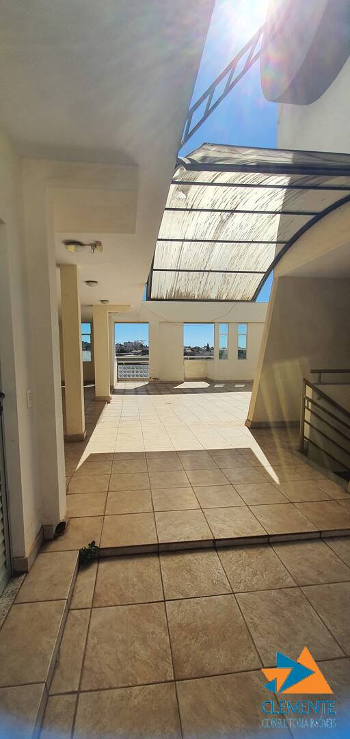 Apartamento à venda com 3 quartos, 99m² - Foto 7