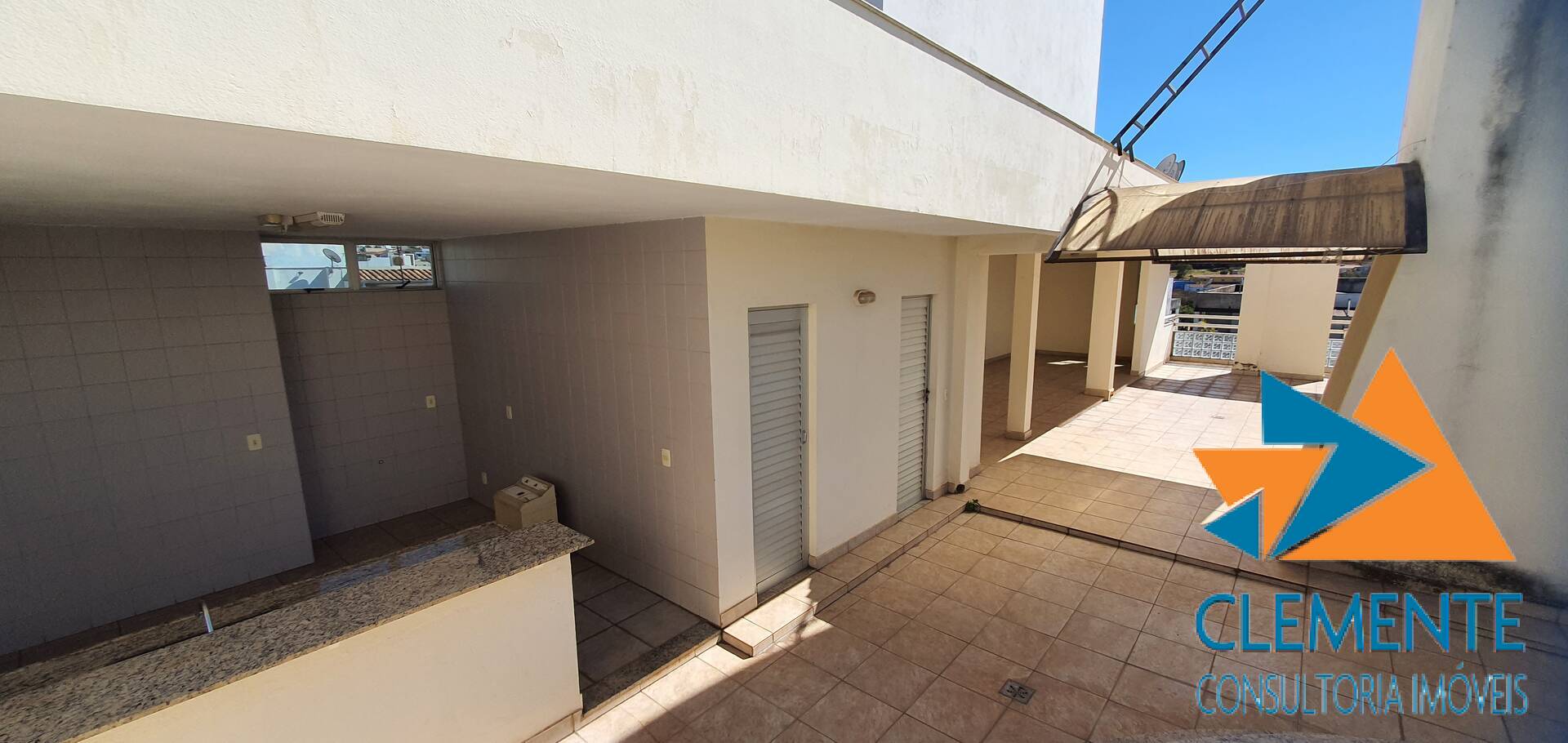Apartamento à venda com 3 quartos, 99m² - Foto 8