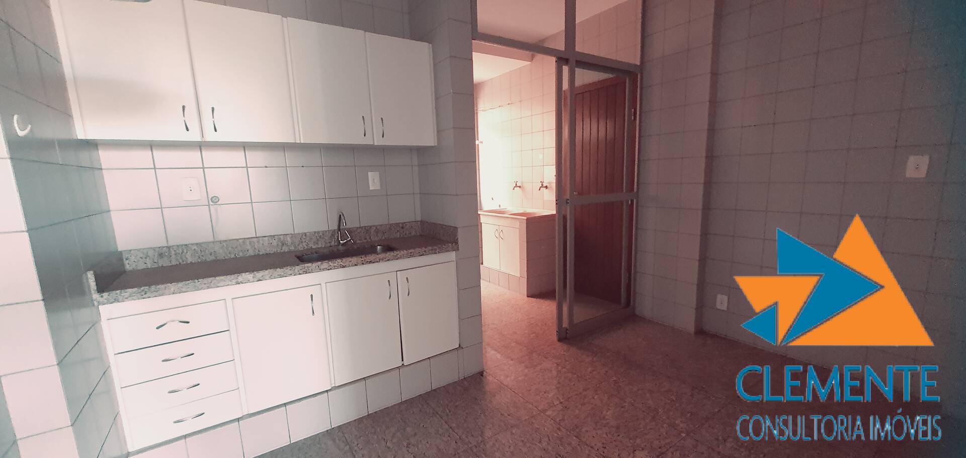 Apartamento à venda com 3 quartos, 99m² - Foto 23
