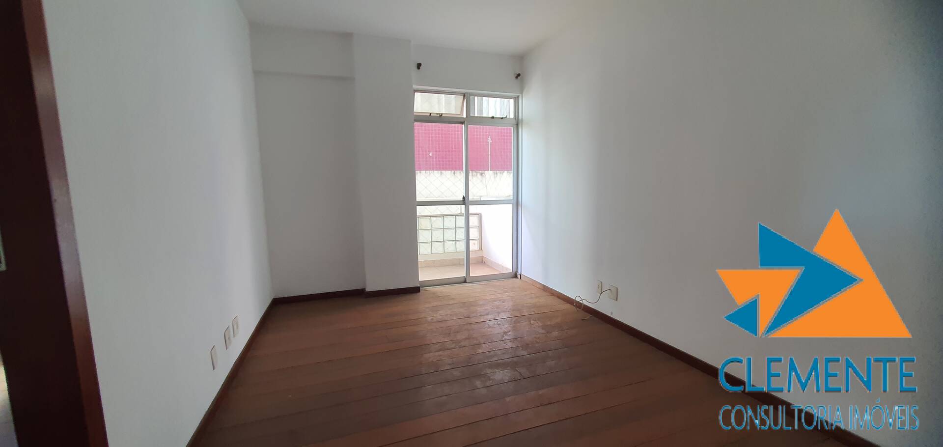 Apartamento à venda com 3 quartos, 99m² - Foto 28