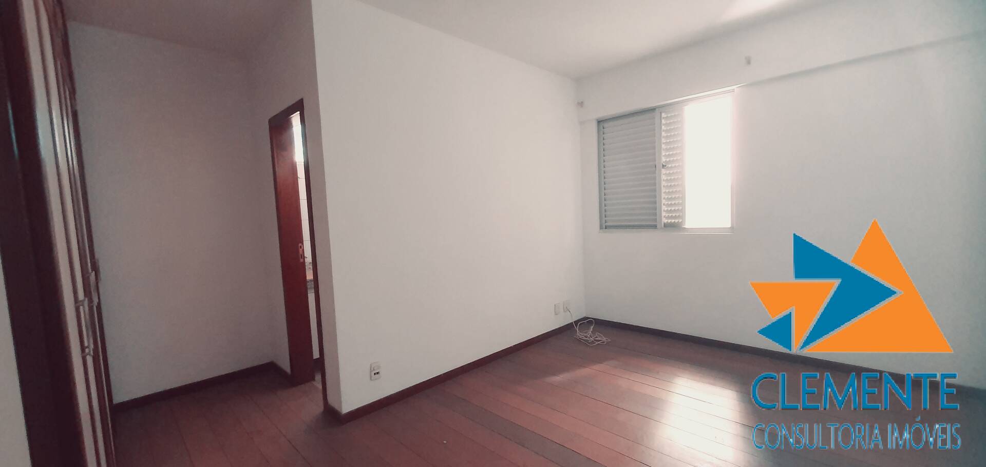 Apartamento à venda com 3 quartos, 99m² - Foto 47