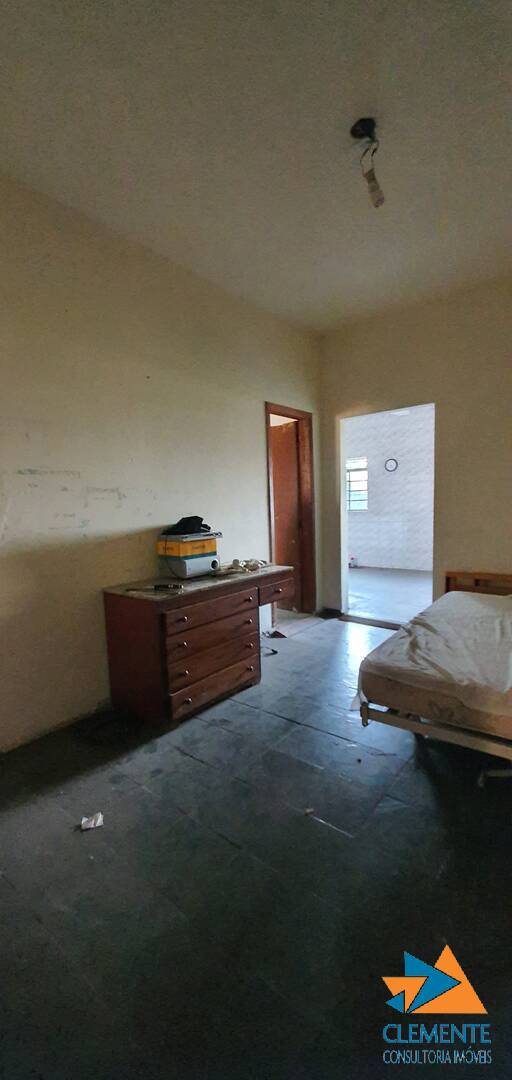 Casa, 2 quartos, 225 m² - Foto 16