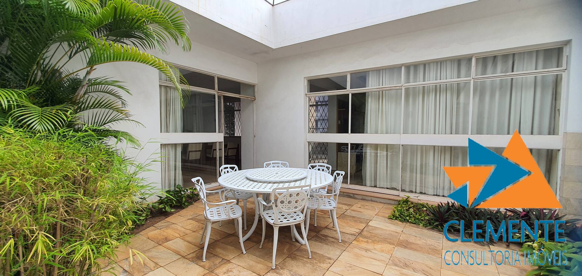 Casa, 3 quartos, 291 m² - Foto 1