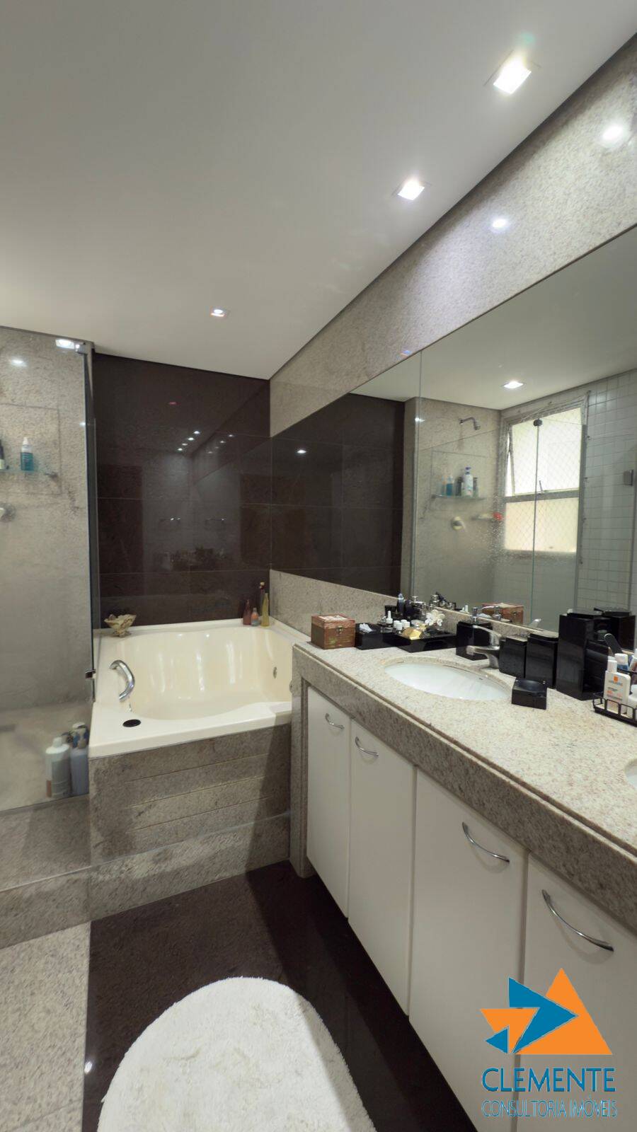 Apartamento, 4 quartos, 230 m² - Foto 28