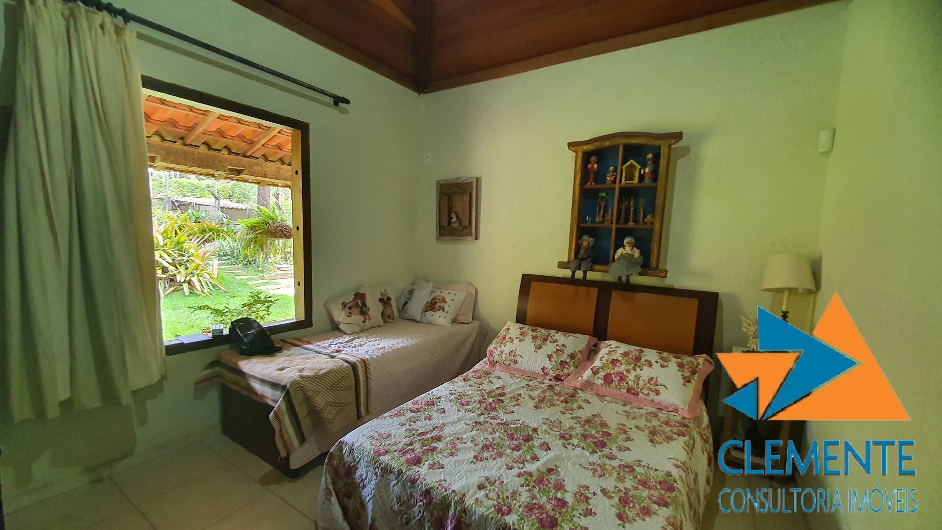 Casa, 4 quartos, 300 m² - Foto 33