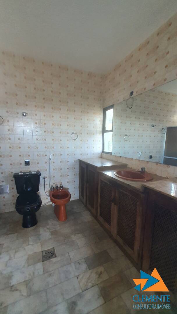 Casa, 4 quartos, 300 m² - Foto 28