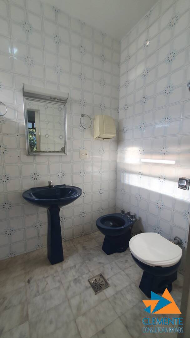Casa, 4 quartos, 300 m² - Foto 30