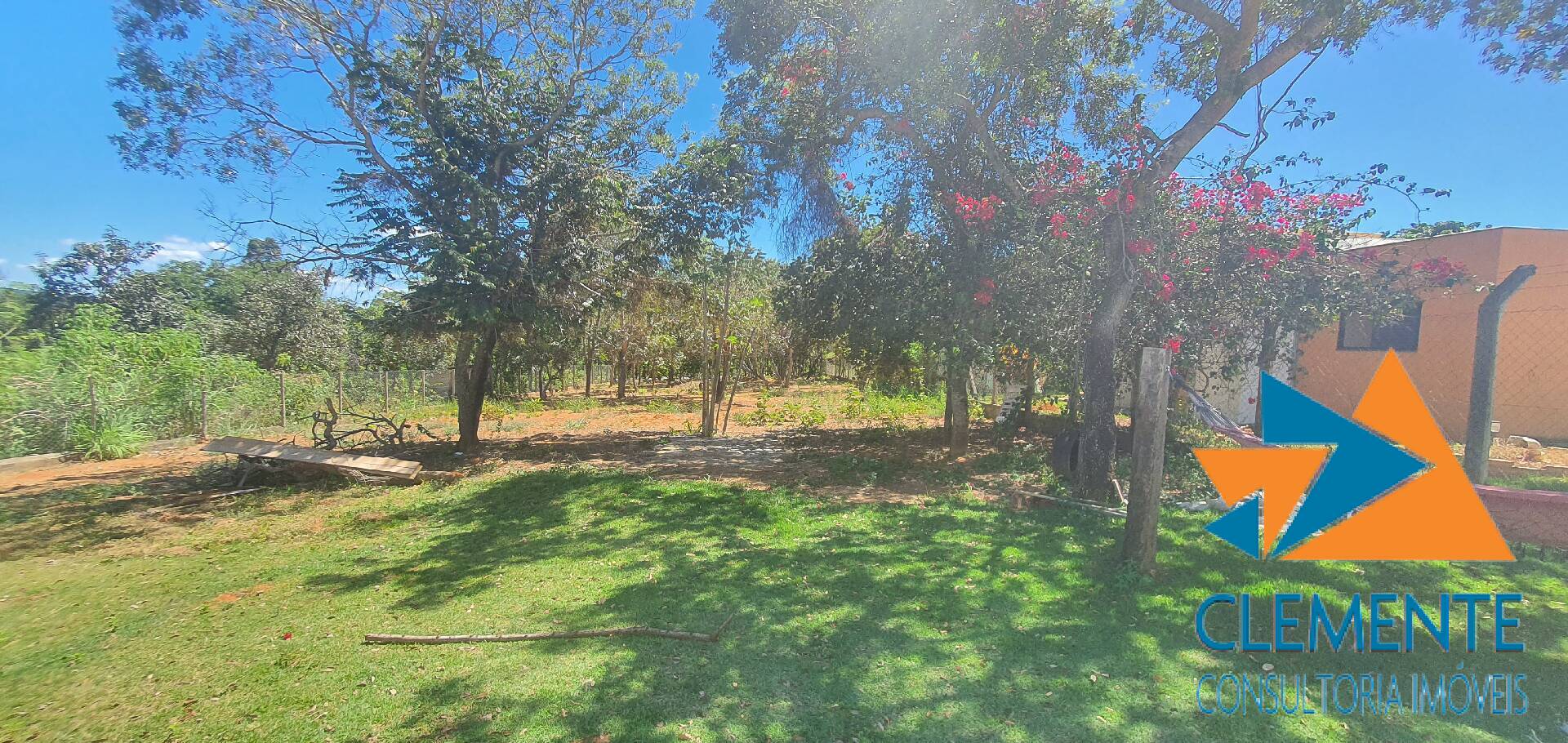 Casa de Condomínio à venda com 3 quartos, 200m² - Foto 6