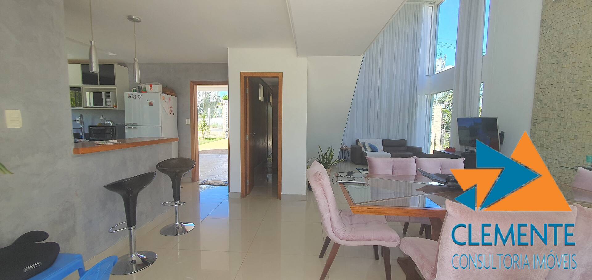 Casa de Condomínio à venda com 3 quartos, 200m² - Foto 9