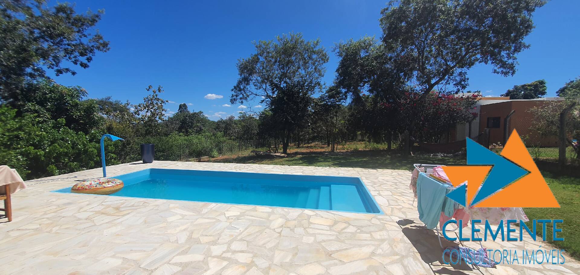 Casa de Condomínio à venda com 3 quartos, 200m² - Foto 3